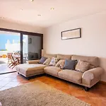 Paradise Apartment *
