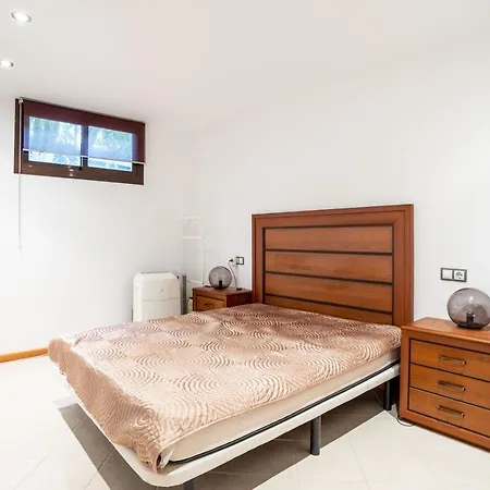 Paradise Apartment *
