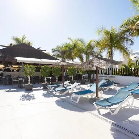 Апартаменты Paradise - Seaviews - Bbq - Large Terrace - Pool & Pool Bar