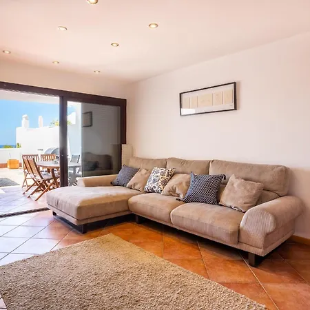 Paradise - Seaviews - Bbq - Large Terrace - Pool & Pool Bar Апартаменты
